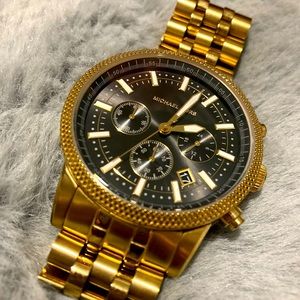 Men Michael Kors gold tone watch